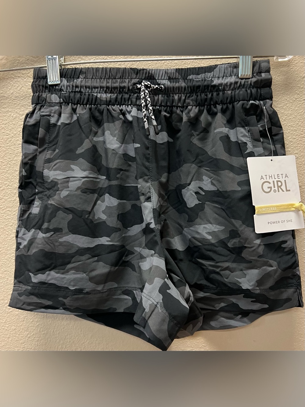 Athleta Girls (L-12) (XL-14) Black & Gray Camo Athletic Shorts